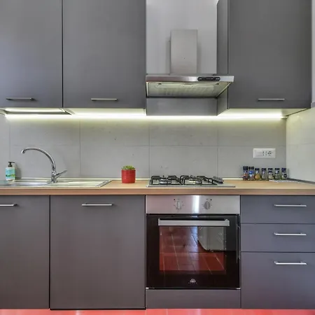 Elba Bellavista -- -- * カーヴォ